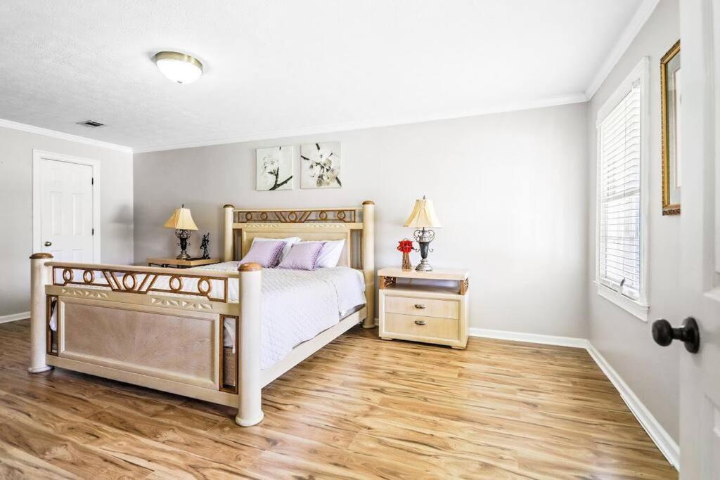 Lovely 5Bed, 3-Fullbath ! 5Min To Free Way I-85 Лоренсвилл Экстерьер фото