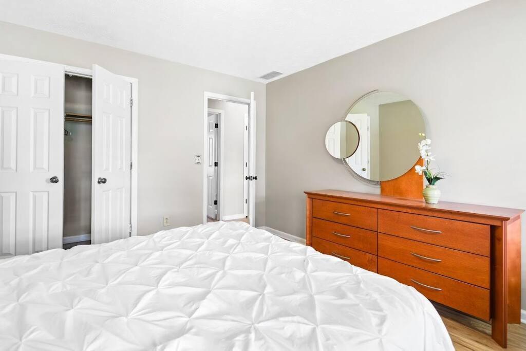 Lovely 5Bed, 3-Fullbath ! 5Min To Free Way I-85 Лоренсвилл Экстерьер фото